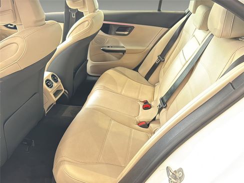 Used 2025 Mercedes-Benz C 300 4MATIC Sedan image 20