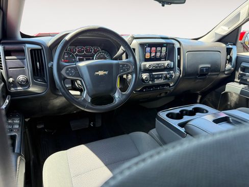 Used 2017 Chevrolet Silverado 1500 LT w/ LT Plus Package RWD image 15