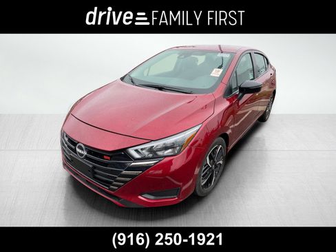 Certified 2025 Nissan Versa SR w/ Trunk Package image 1