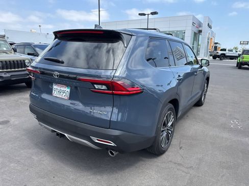 Used 2025 Toyota Grand Highlander AWD Hybrid image 19