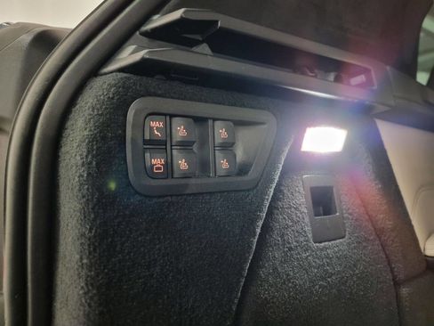 Used 2021 BMW X7 xDrive40i w/ Executive Package image 20