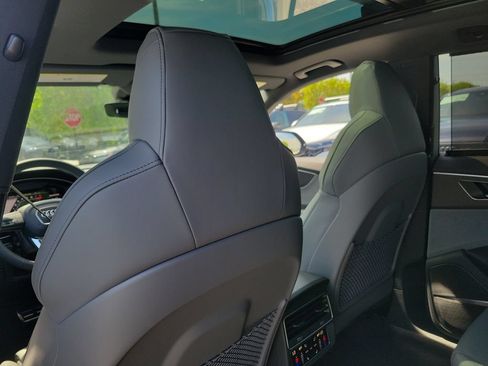 New 2026 Audi SQ8 Premium Plus AWD/4WD image 24
