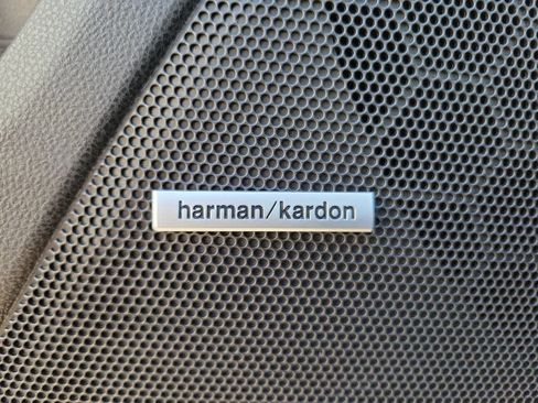 Certified 2025 Subaru Crosstrek 2.5i Limited w/ Crosstrek Mirror Package image 23