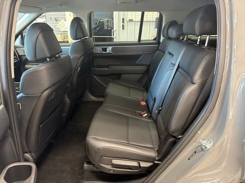 Used 2024 Hyundai Santa Fe SEL AWD/4WD image 31