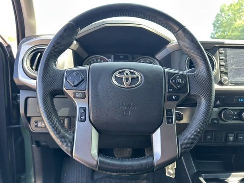 Used 2021 Toyota Tacoma SR5 w/ Trail Edition AWD/4WD image 31