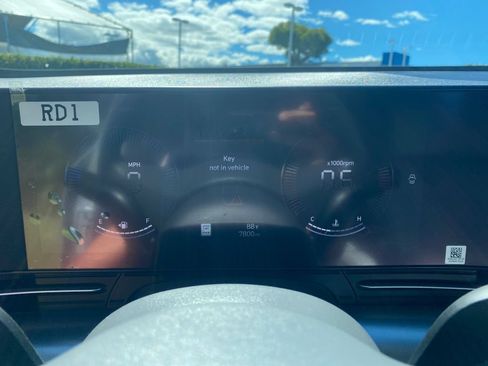 Used 2025 Hyundai Kona SEL FWD image 15