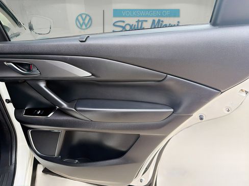 Used 2020 MAZDA CX-9 Touring w/ Touring Premium Package image 30