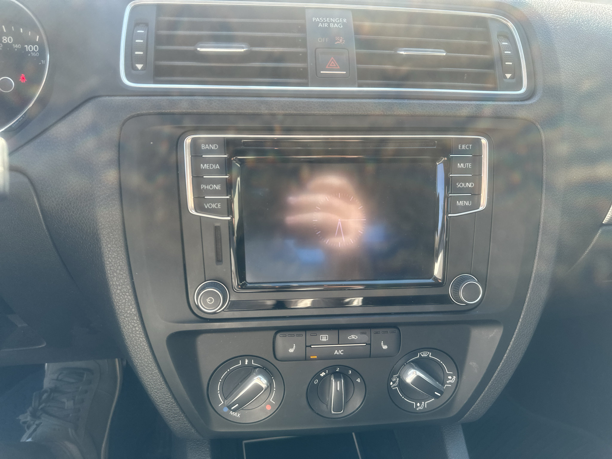 Used 2016 Volkswagen Jetta SE FWD image 8