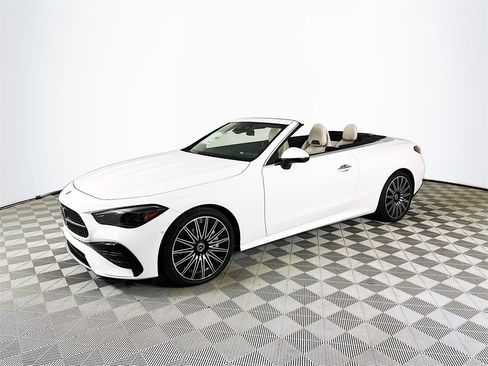 New 2026 Mercedes-Benz CLE 450 4MATIC Cabriolet image 3