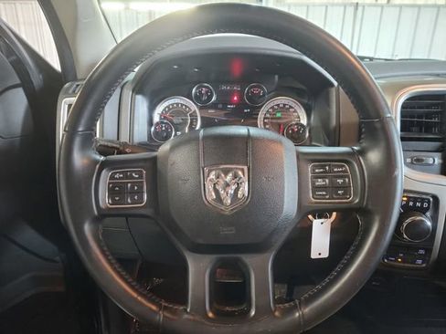 Used 2019 RAM 1500 Classic SLT w/ SLT Plus D←cor Group AWD/4WD image 21