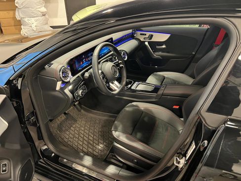 Used 2025 Mercedes-Benz CLA 35 AMG 4MATIC image 10