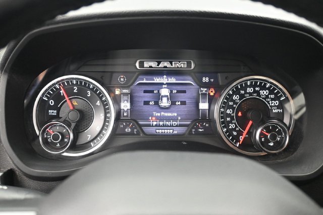 Used 2019 RAM 2500 Big Horn AWD/4WD image 9