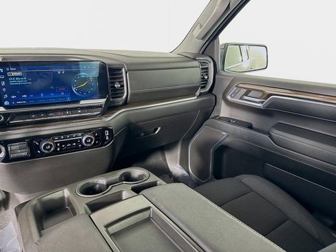 Used 2023 Chevrolet Silverado 1500 RST image 25