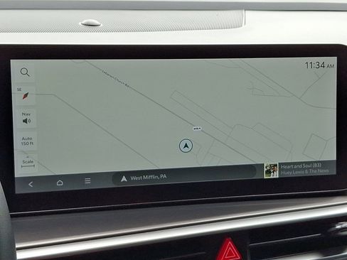 Used 2024 Kia Sorento S w/ Panoramic Sunroof Package image 17