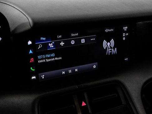 Used 2020 Porsche Taycan 4S image 30