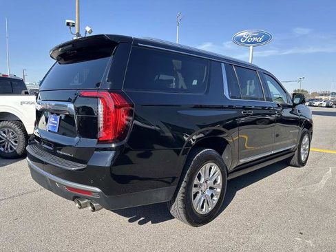 Used 2022 GMC Yukon XL Denali image 5