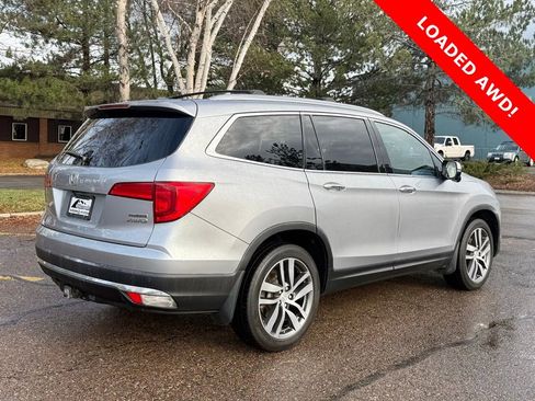 Used 2017 Honda Pilot Touring image 6
