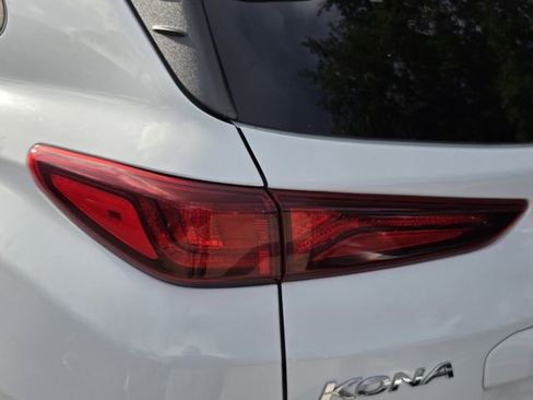 Used 2021 Hyundai Kona SEL Plus FWD image 8