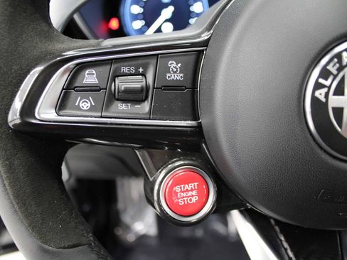 Used 2024 Alfa Romeo Giulia Quadrifoglio w/ Active Assist Plus Package image 19