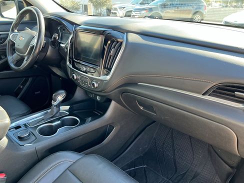 Used 2021 Chevrolet Traverse Premier w/ Redline Edition image 27