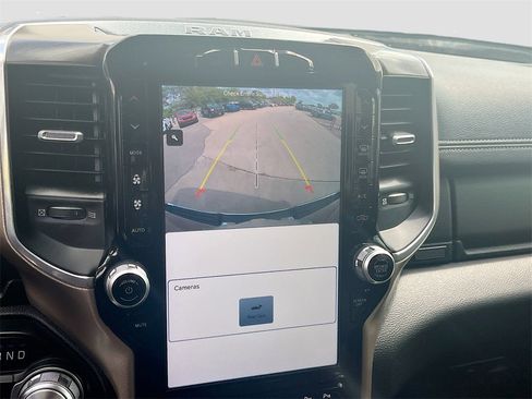 Used 2022 RAM 1500 Laramie image 14