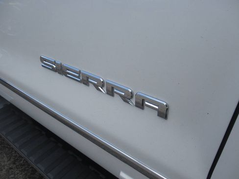 Used 2018 GMC Sierra 1500 SLT AWD/4WD image 6