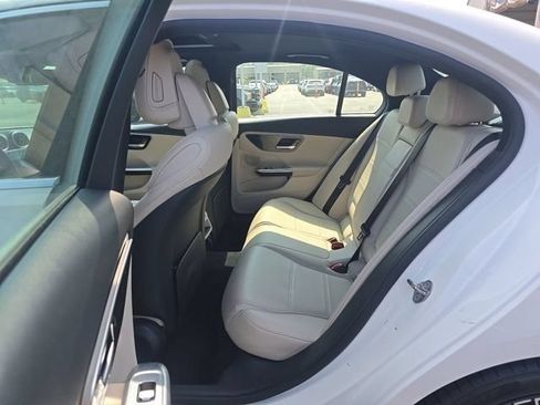 Used 2023 Mercedes-Benz C 300 4MATIC Sedan image 11