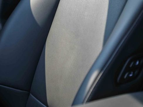 New 2026 Hyundai Ioniq 9 SEL image 21