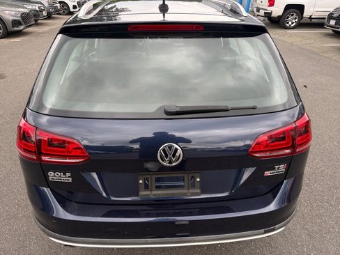 Used 2017 Volkswagen Golf Alltrack AWD/4WD image 14