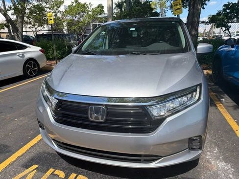 Used 2021 Honda Odyssey EX-L image 4