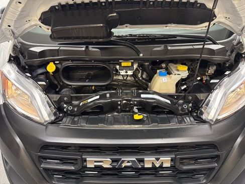 Used 2025 RAM ProMaster 2500 w/ Convenience Group FWD image 24