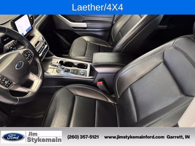 Used 2020 Ford Explorer XLT w/ Equipment Group 202A AWD/4WD image 30