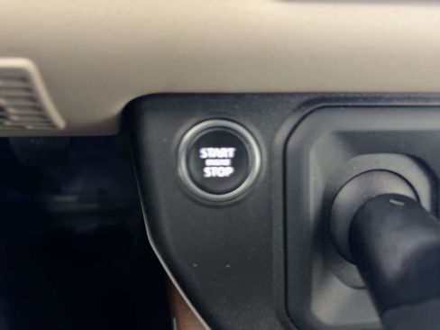 Used 2022 Land Rover Defender 110 X-Dynamic SE image 24