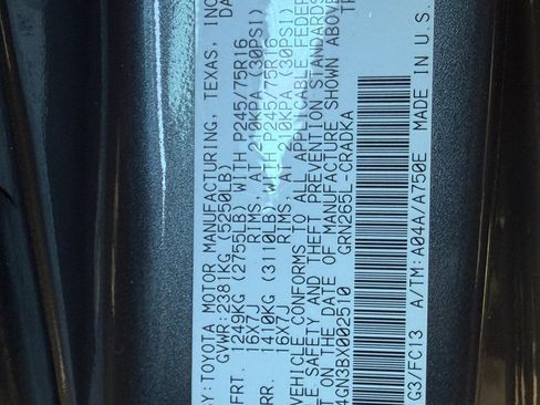 Used 2011 Toyota Tacoma PreRunner w/ SR5 Pkg #2 image 12