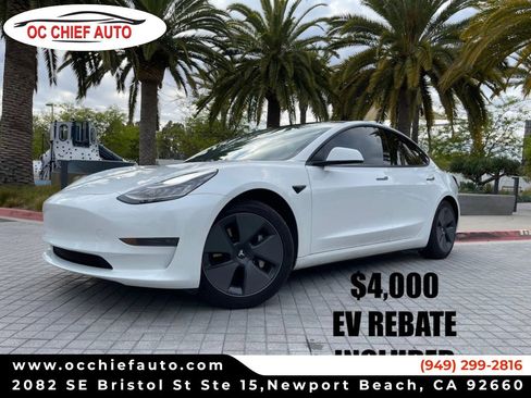 Used 2021 Tesla Model 3 Standard Range Plus image 1