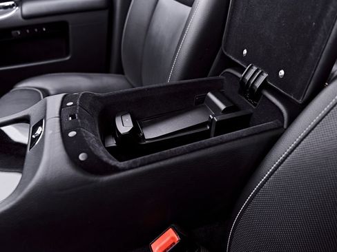 Used 2018 Rolls-Royce Ghost RWD image 77