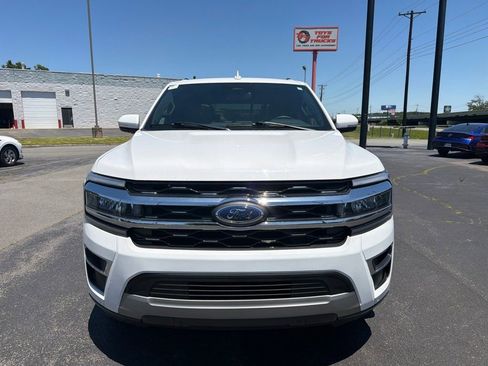 Used 2024 Ford Expedition Limited AWD/4WD image 10
