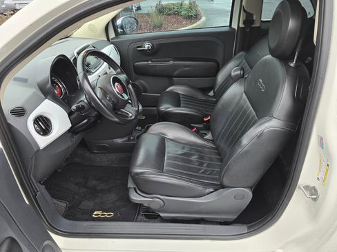 Used 2018 FIAT 500 Lounge image 26
