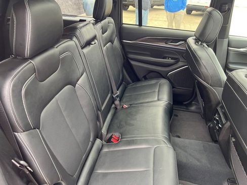 Certified 2023 Jeep Grand Cherokee Overland image 15