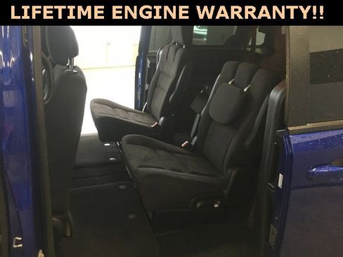 Used 2020 Dodge Grand Caravan SE image 25