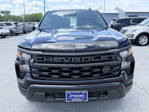Used 2023 Chevrolet Silverado 1500 Custom AWD/4WD image 6