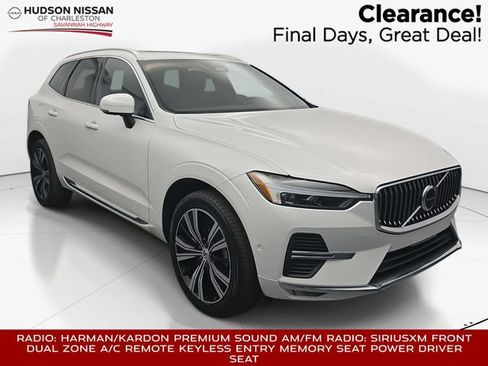 Used 2023 Volvo XC60 B5 Plus image 1