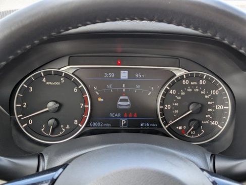 Used 2023 Nissan Altima 2.5 SV w/ SV Premium Package AWD/4WD image 27