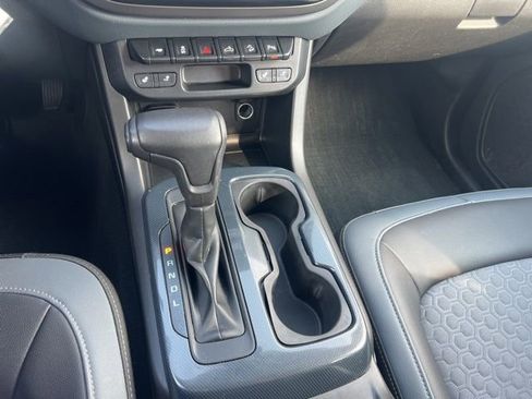 Used 2021 Chevrolet Colorado Z71 image 12