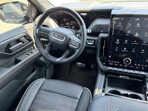 Used 2026 GMC Yukon XL AT4 Ultimate AWD/4WD image 28