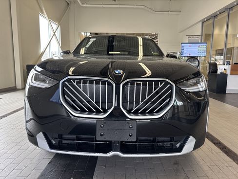 Used 2025 BMW X3 xDrive30i w/ Convenience Package image 2