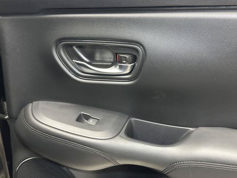 Used 2024 Honda HR-V LX image 34