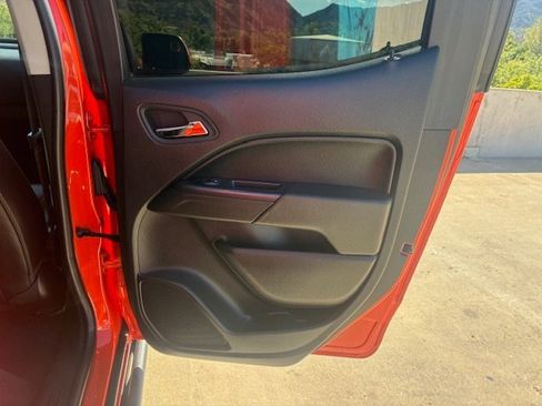 Used 2020 Chevrolet Colorado ZR2 image 17