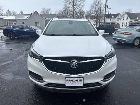 Used 2018 Buick Enclave Premium w/ Experience Buick Package image 8