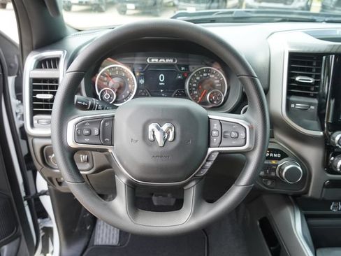 New 2026 RAM 1500 Express AWD/4WD image 23